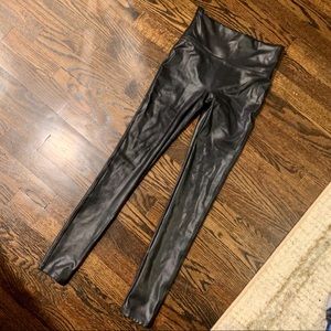 SPANX Faux Leather Leggings Size Small